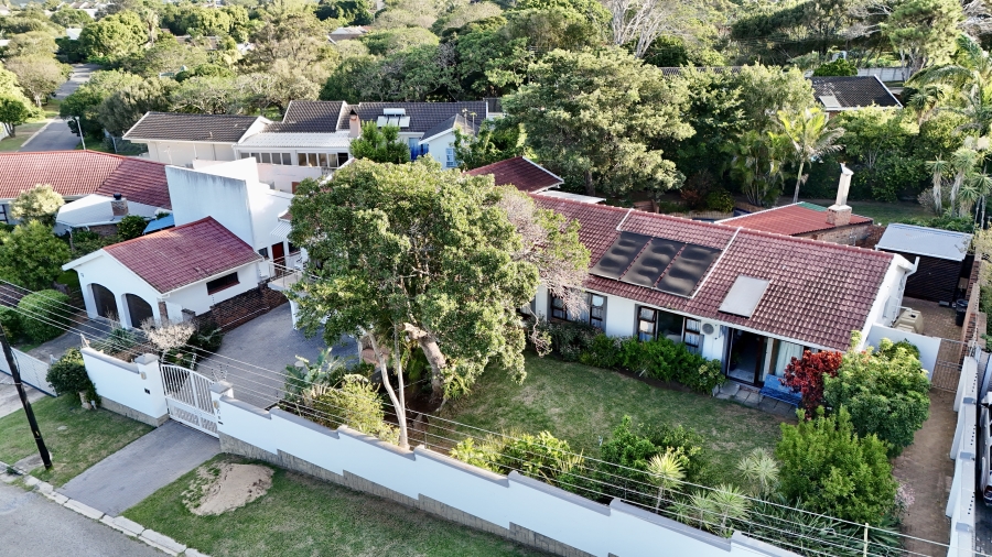 4 Bedroom Property for Sale in Bonza Bay Eastern Cape